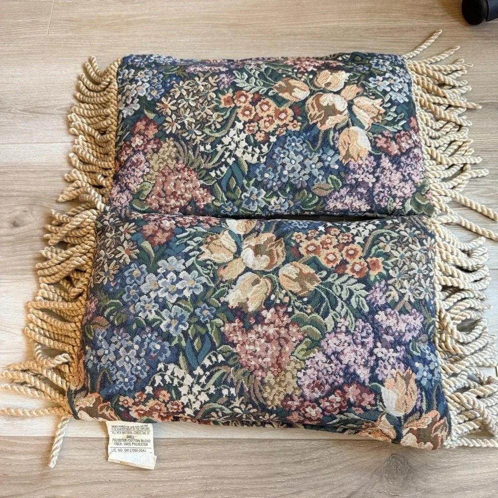 Floral Tapestry Accent Pillows with Fringe Set of 2 Vintage